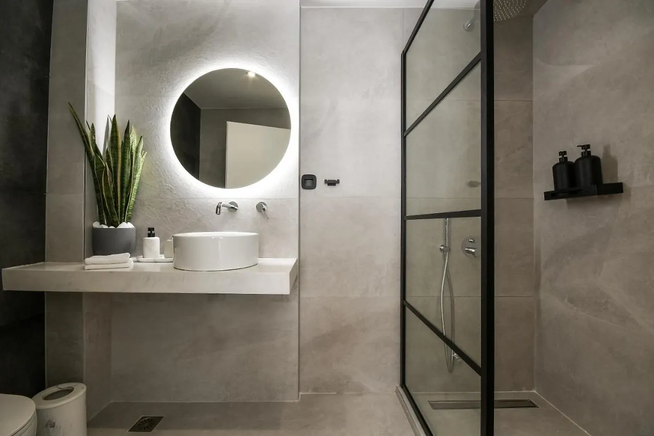 Luxury Downtown Apartment C1 سالونيك