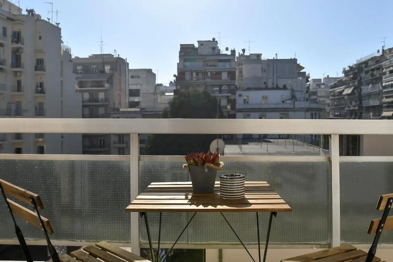 Luxury Downtown Apartment C1 سالونيك 0*,